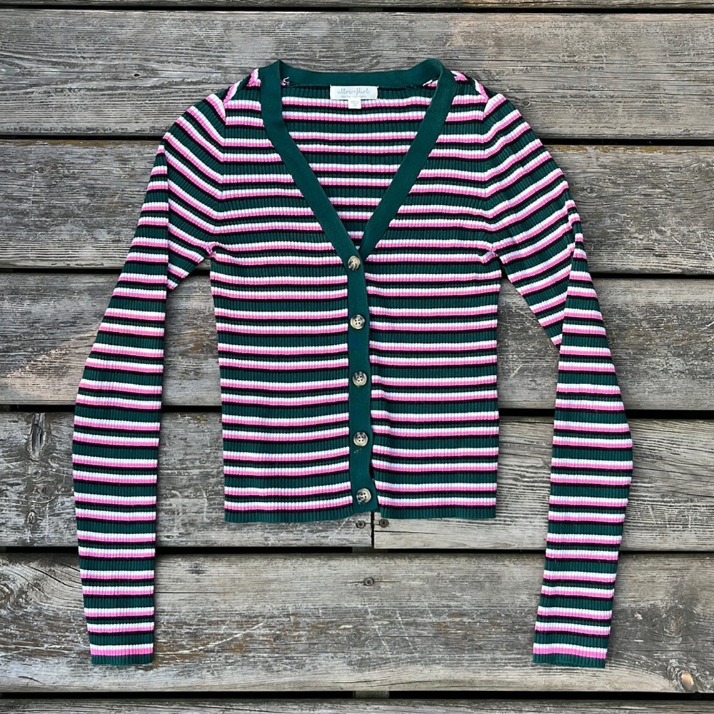 Ultra Flirt Fitted Crop Cardigan